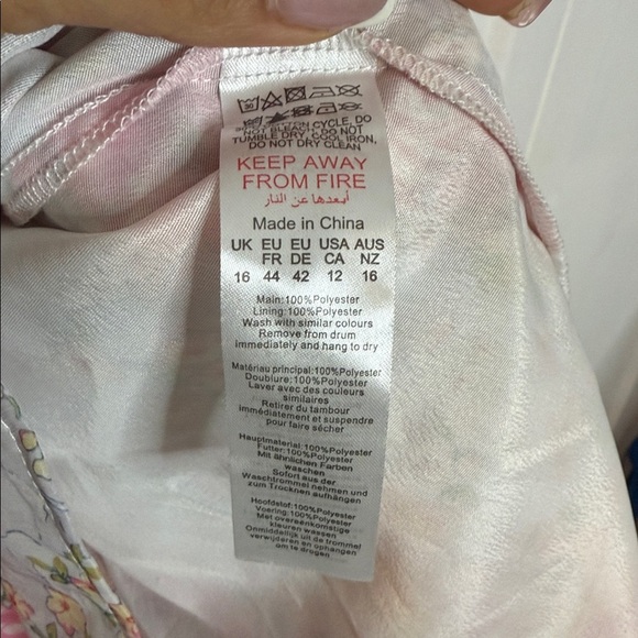 PrettyLittleThing Asymmetrical Floral Dress - Pink and Cream - US12 - Picture 6 of 6